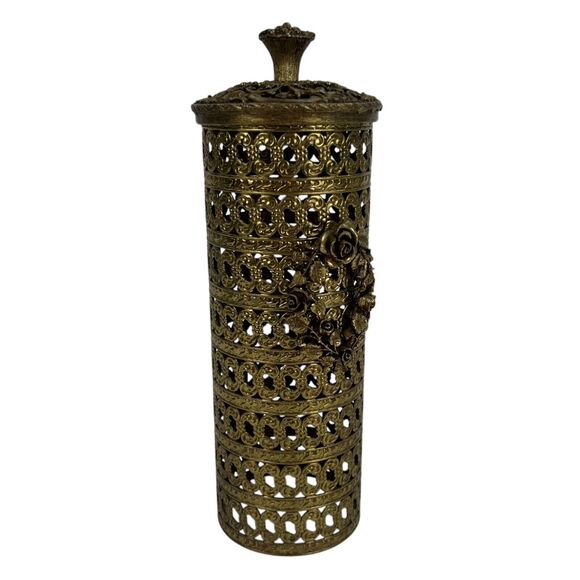 VINTAGE METAL FILIGREE VANITY HOLLYWOOD REGENCY HAIR/FRESHENER SPRAY CAN COVER ! - Picture 2 of 8